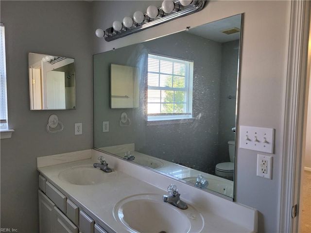 406 Nicked Pin PL, Chesapeake, VA 23323