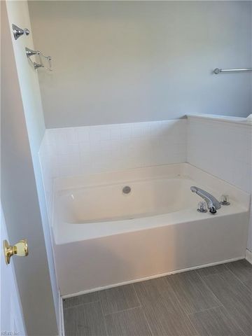 406 Nicked Pin PL, Chesapeake, VA 23323