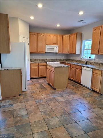 406 Nicked Pin PL, Chesapeake, VA 23323