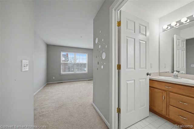 1582 Devon Lane, Troy, MI 48084