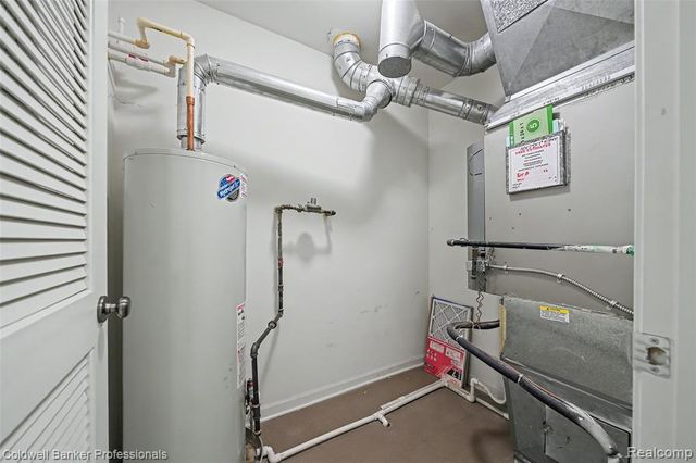 1582 Devon Lane, Troy, MI 48084