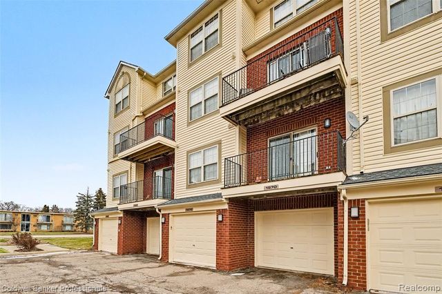 1582 Devon Lane, Troy, MI 48084