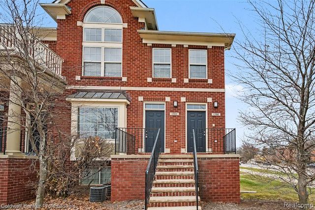 1582 Devon Lane, Troy, MI 48084