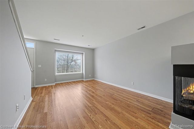 1582 Devon Lane, Troy, MI 48084