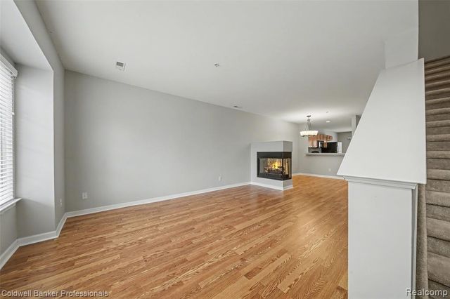 1582 Devon Lane, Troy, MI 48084