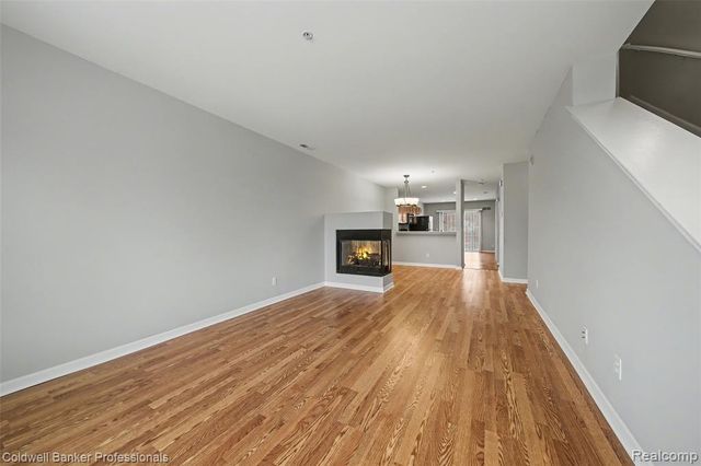 1582 Devon Lane, Troy, MI 48084