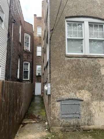 1504 S Hamlin Avenue, Chicago, IL 60623