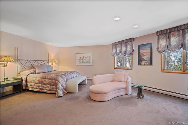 130 Bramblebrook Road, Ardsley, NY 10502