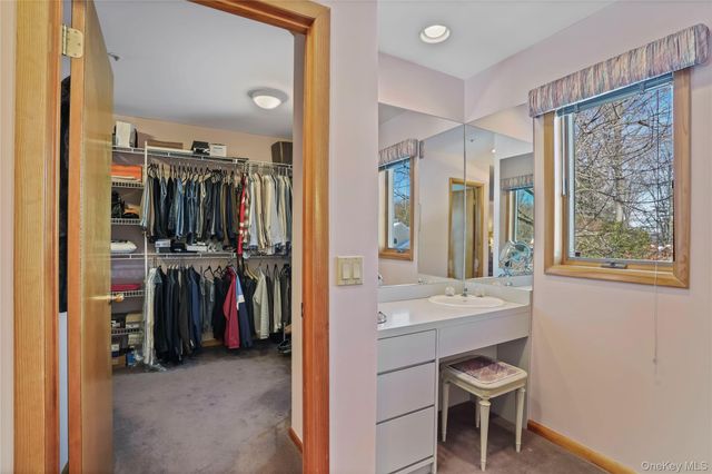 130 Bramblebrook Road, Ardsley, NY 10502