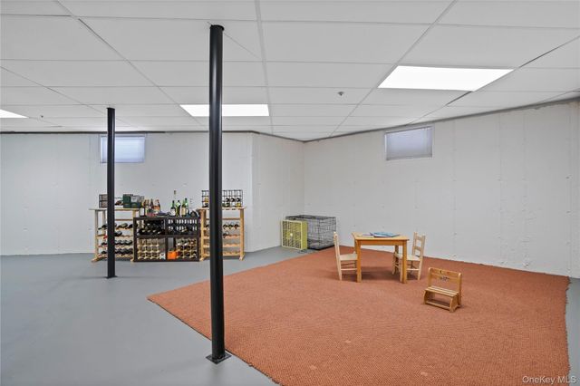 130 Bramblebrook Road, Ardsley, NY 10502