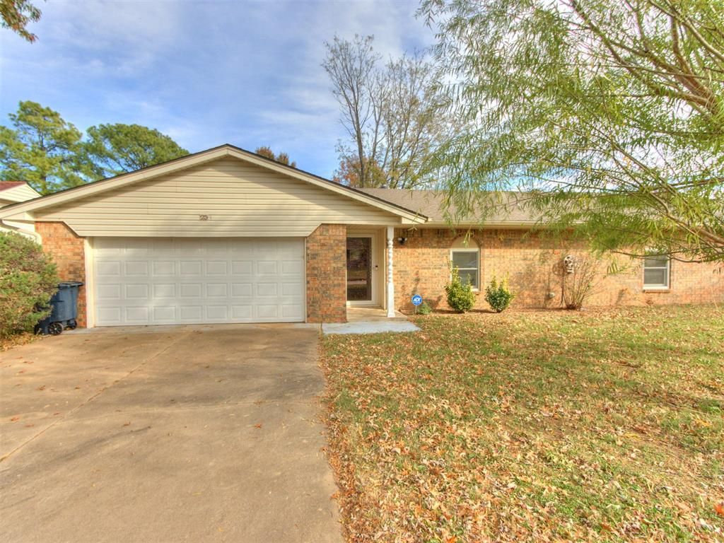 25 N Rice Avenue, Shawnee, OK 74804