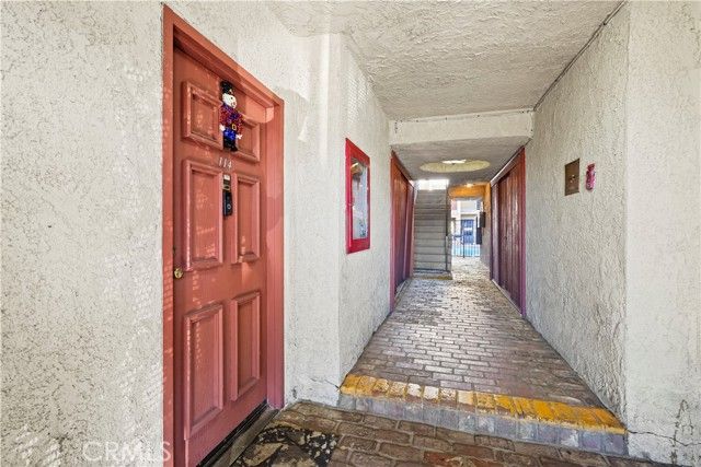 21219 Roscoe, Canoga Park (los Angeles), CA 91304