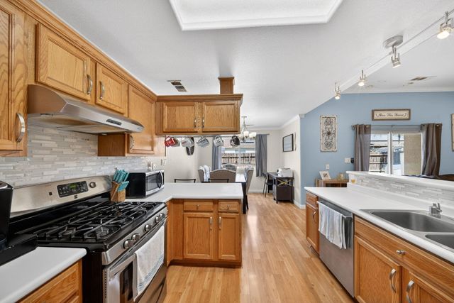 916 W Jordon Street, Porterville, CA 93257