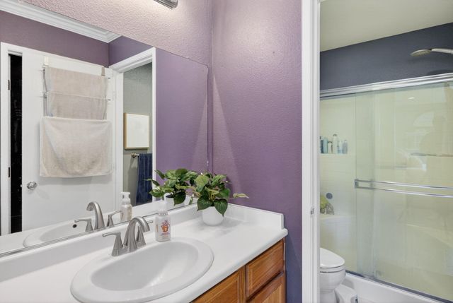 916 W Jordon Street, Porterville, CA 93257