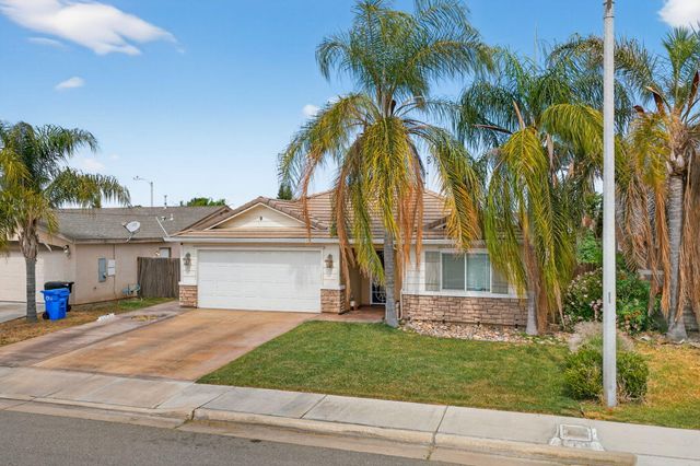 916 W Jordon Street, Porterville, CA 93257