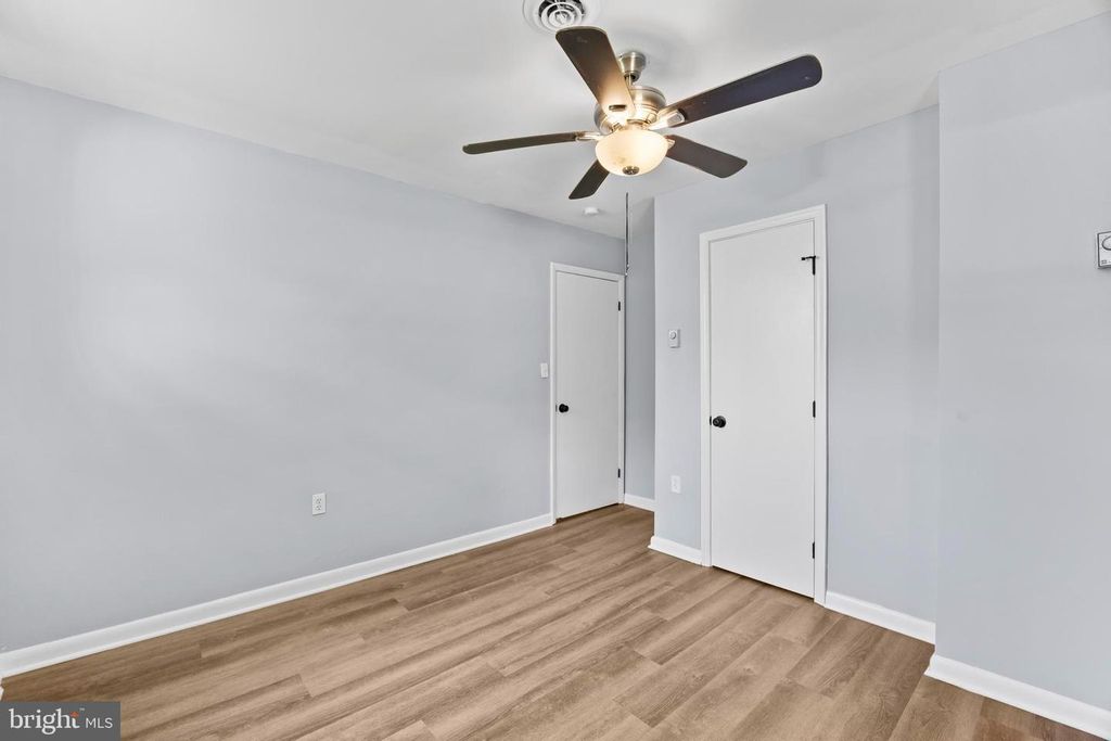 Image 25 of property listing at 4738 WASHINGTON AVE, Shady Side, MD 20764