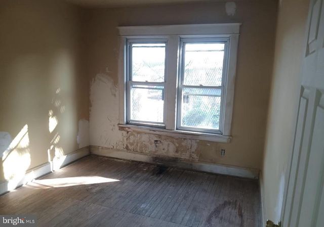 2324 REISTERSTOWN RD, Baltimore, MD 21217