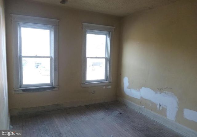 2324 REISTERSTOWN RD, Baltimore, MD 21217