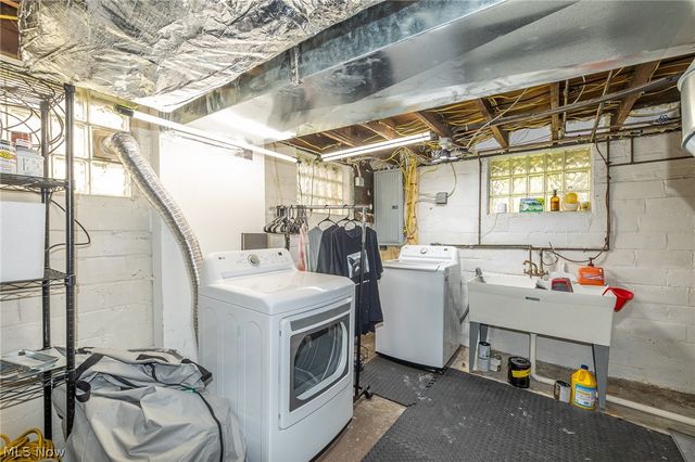3619 W 132nd Street, Cleveland, OH 44111