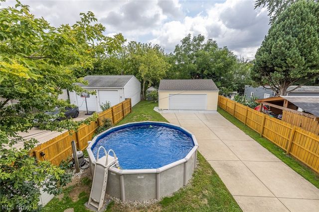 3619 W 132nd Street, Cleveland, OH 44111