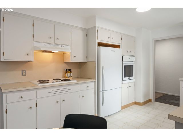 3970 DONALD St, Eugene, OR 97405