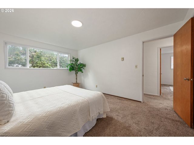 3970 DONALD St, Eugene, OR 97405