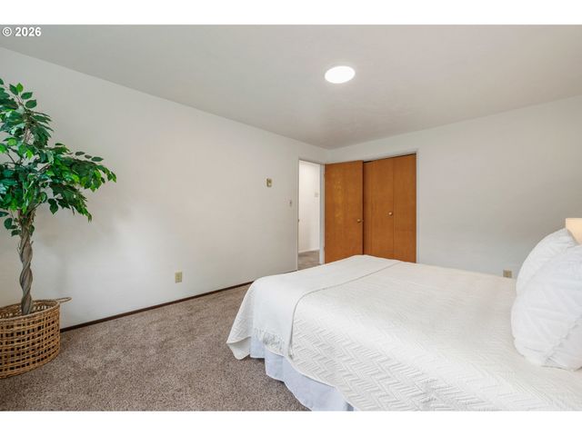 3970 DONALD St, Eugene, OR 97405