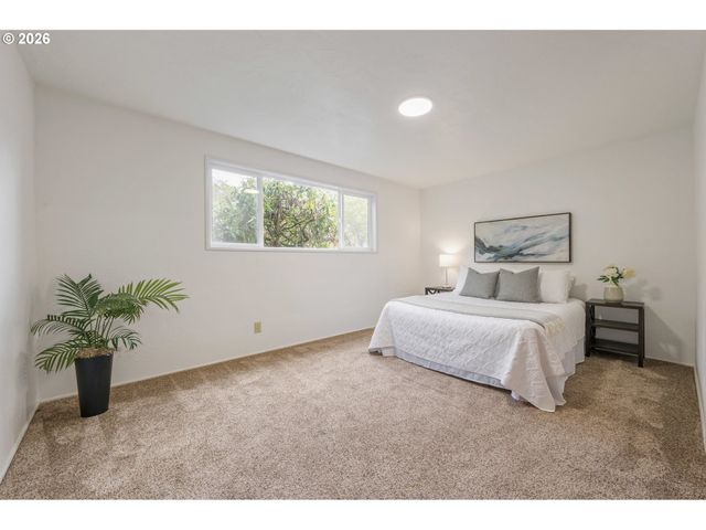 3970 DONALD St, Eugene, OR 97405