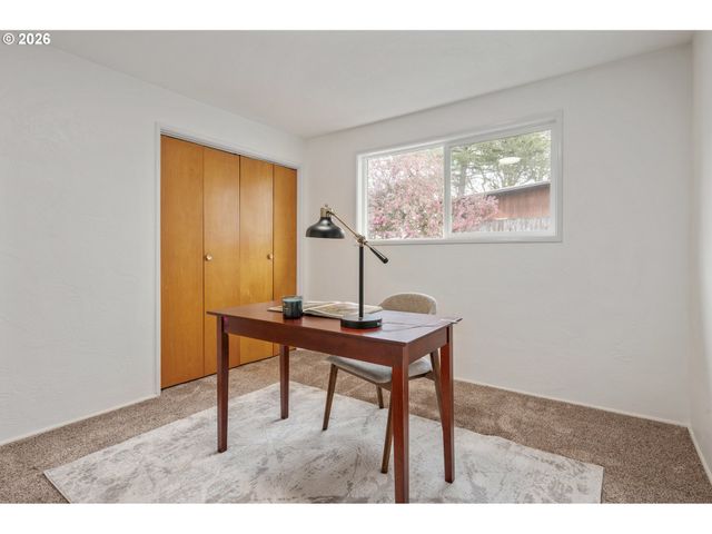 3970 DONALD St, Eugene, OR 97405