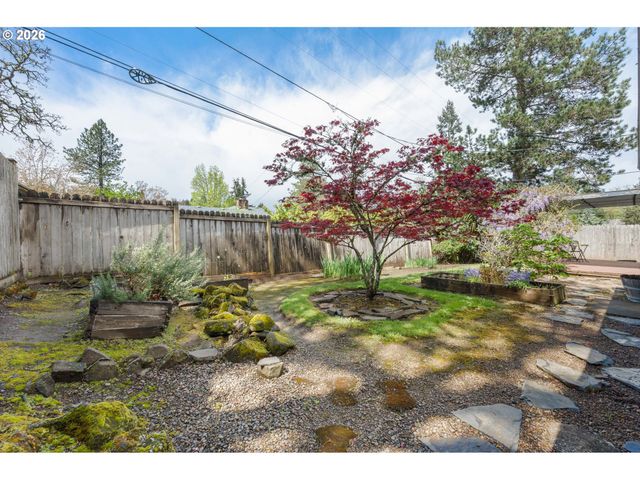 3970 DONALD St, Eugene, OR 97405