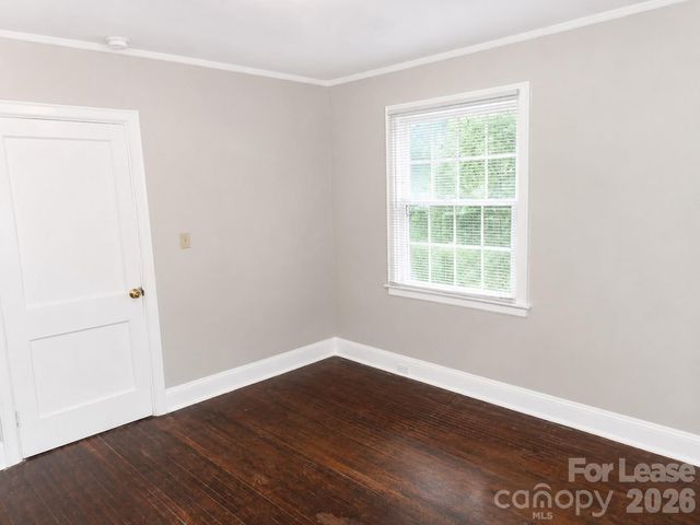 2733 Parkway Avenue, Charlotte, NC 28208