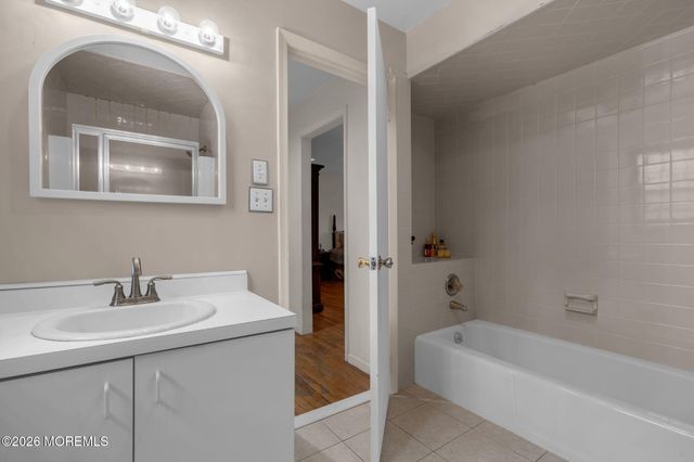 103 Reids Hill Road, Morganville, NJ 07751