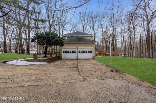 103 Reids Hill Road, Morganville, NJ 07751