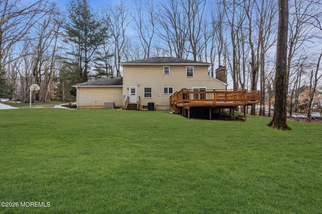 103 Reids Hill Road, Morganville, NJ 07751