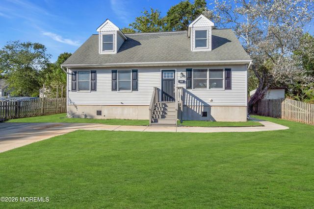 91 Adriatic Avenue, Waretown, NJ 08758