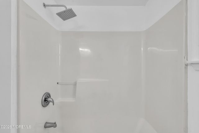 91 Adriatic Avenue, Waretown, NJ 08758
