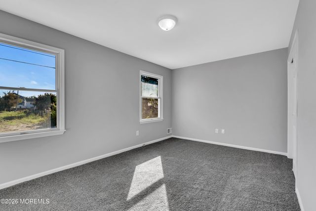 91 Adriatic Avenue, Waretown, NJ 08758