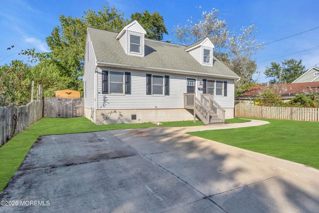 91 Adriatic Avenue, Waretown, NJ 08758