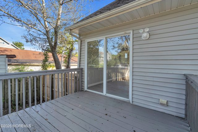 91 Adriatic Avenue, Waretown, NJ 08758