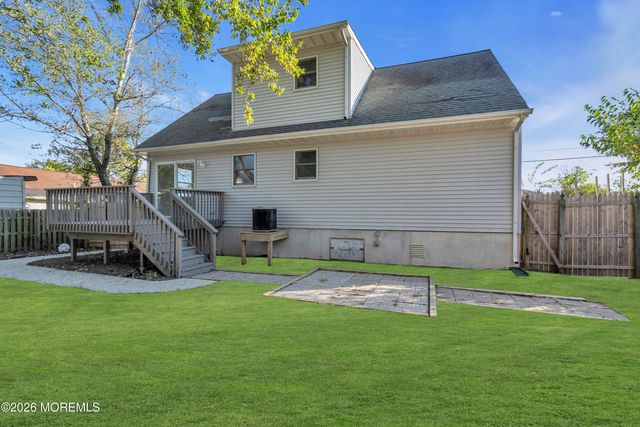 91 Adriatic Avenue, Waretown, NJ 08758