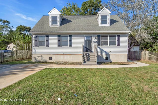 91 Adriatic Avenue, Waretown, NJ 08758
