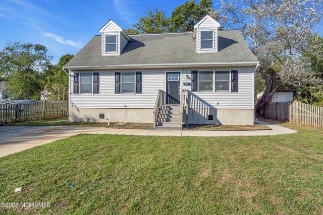 91 Adriatic Avenue, Waretown, NJ 08758