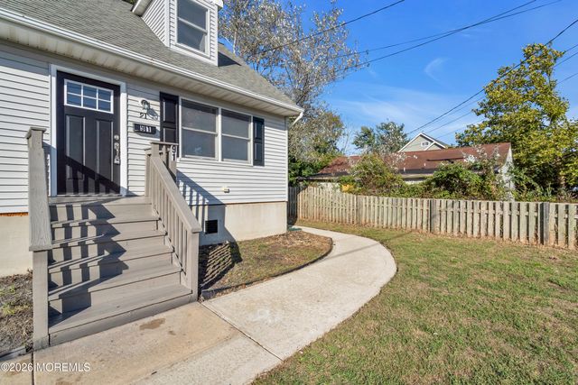 91 Adriatic Avenue, Waretown, NJ 08758