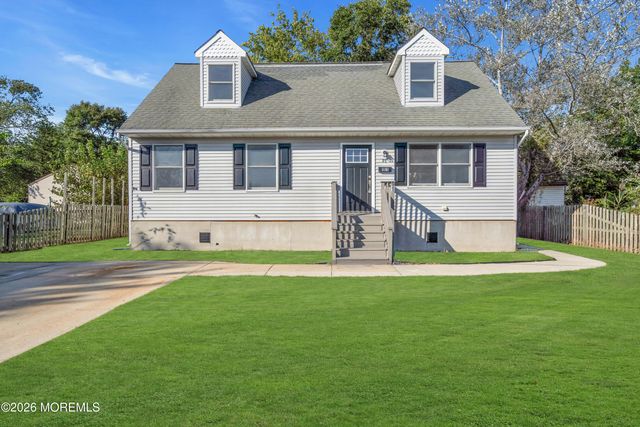 91 Adriatic Avenue, Waretown, NJ 08758