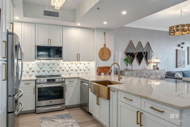 645 Lost Key Drive 605, Pensacola, FL 32507