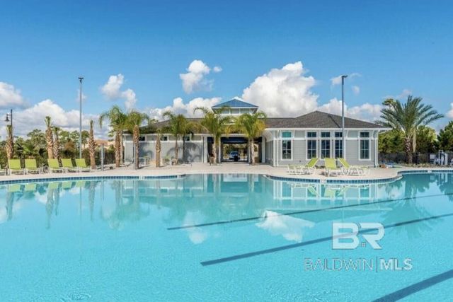 645 Lost Key Drive 605, Pensacola, FL 32507