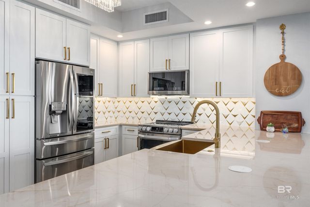 645 Lost Key Drive 605, Pensacola, FL 32507