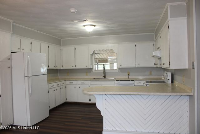 149 John H Road, Magee, MS 39111