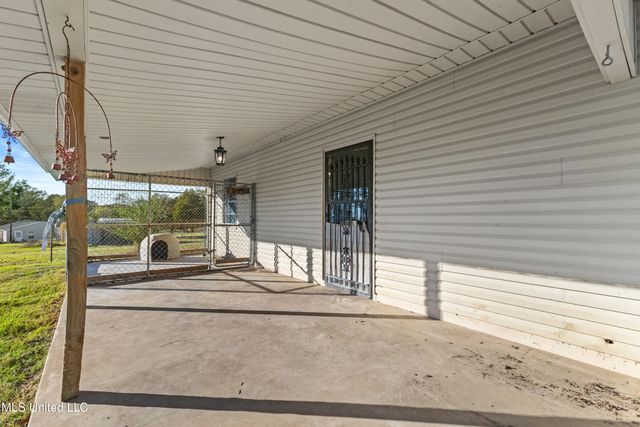 149 John H Road, Magee, MS 39111