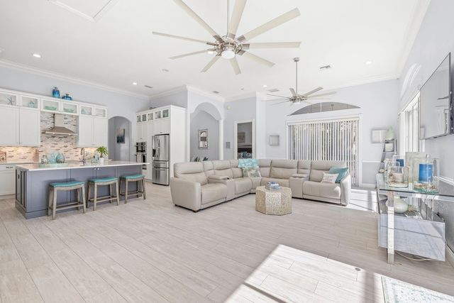 6160 56th Avenue, Vero Beach, FL 32967